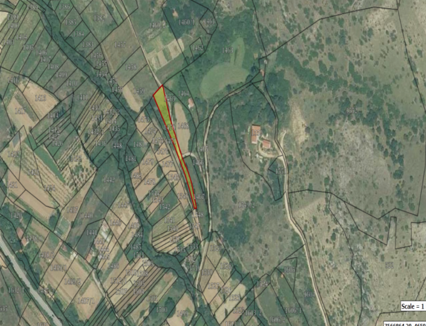 Се продава парцела во с.Орашац