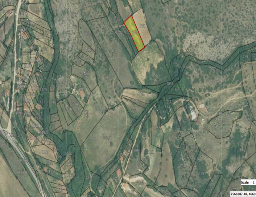 Продавам парцела во с.Орашац