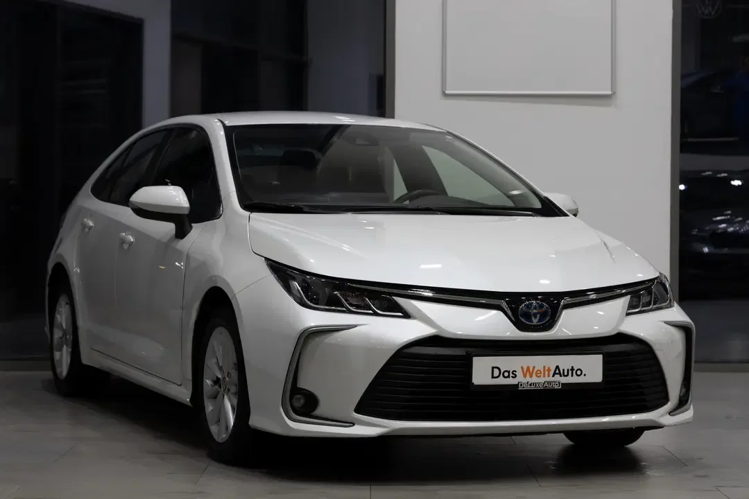 TOYOTA COROLLA 1.8 BENZIN-HYBRID 140 KS.2022 GOD.89000 KM.