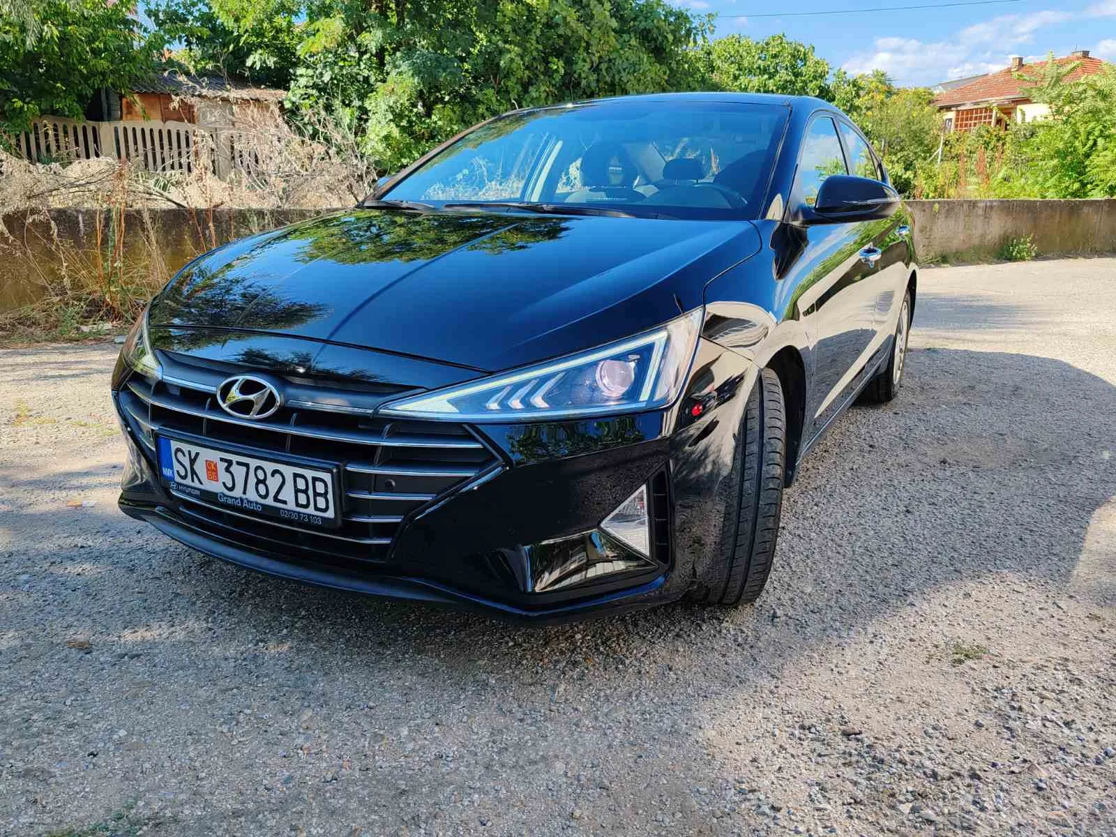 Продавам Hyundai Elantra, 2021